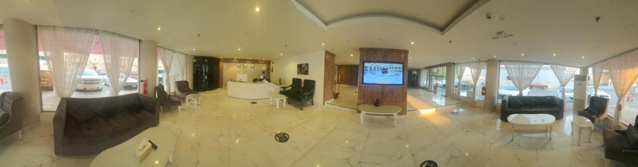 Reality Suites Dammam Esterno foto