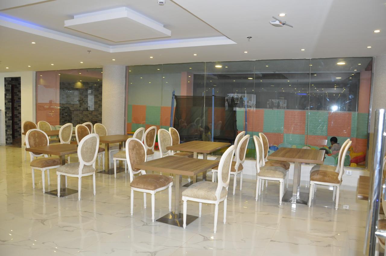 Reality Suites Dammam Esterno foto