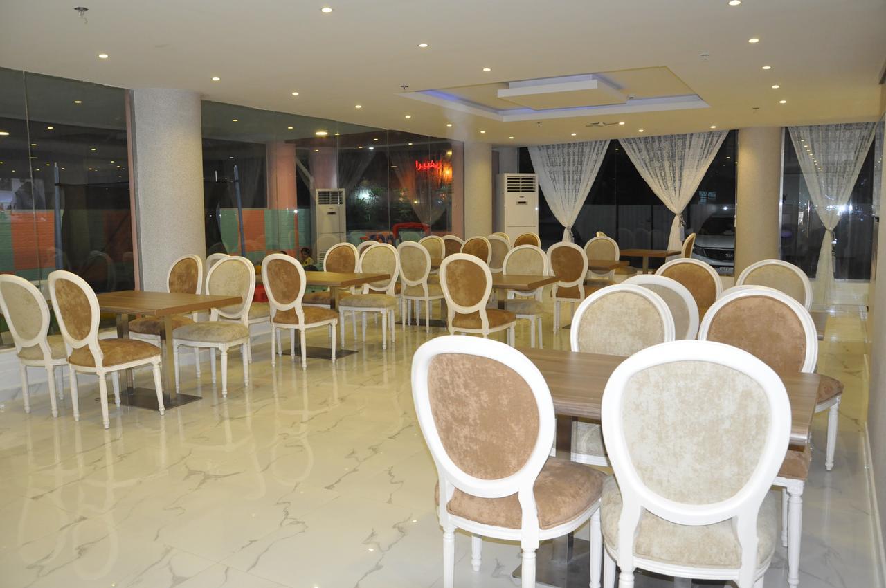 Reality Suites Dammam Esterno foto